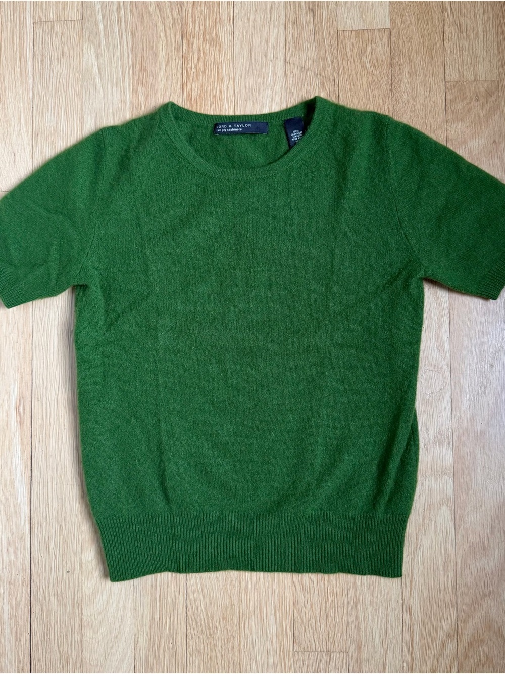 Lord & Taylor Green Women’s Short-Sleeve Cashmere Sweater